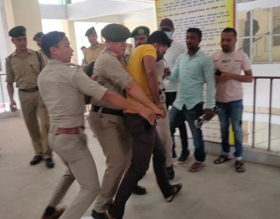 Police Brutality on Unemployed Youths : Job Aspirants arrested after they gheraoed JRBT Office Police Brutality on Unemployed Youths : Job Aspirants arrested after they gheraoed JRBT Office
